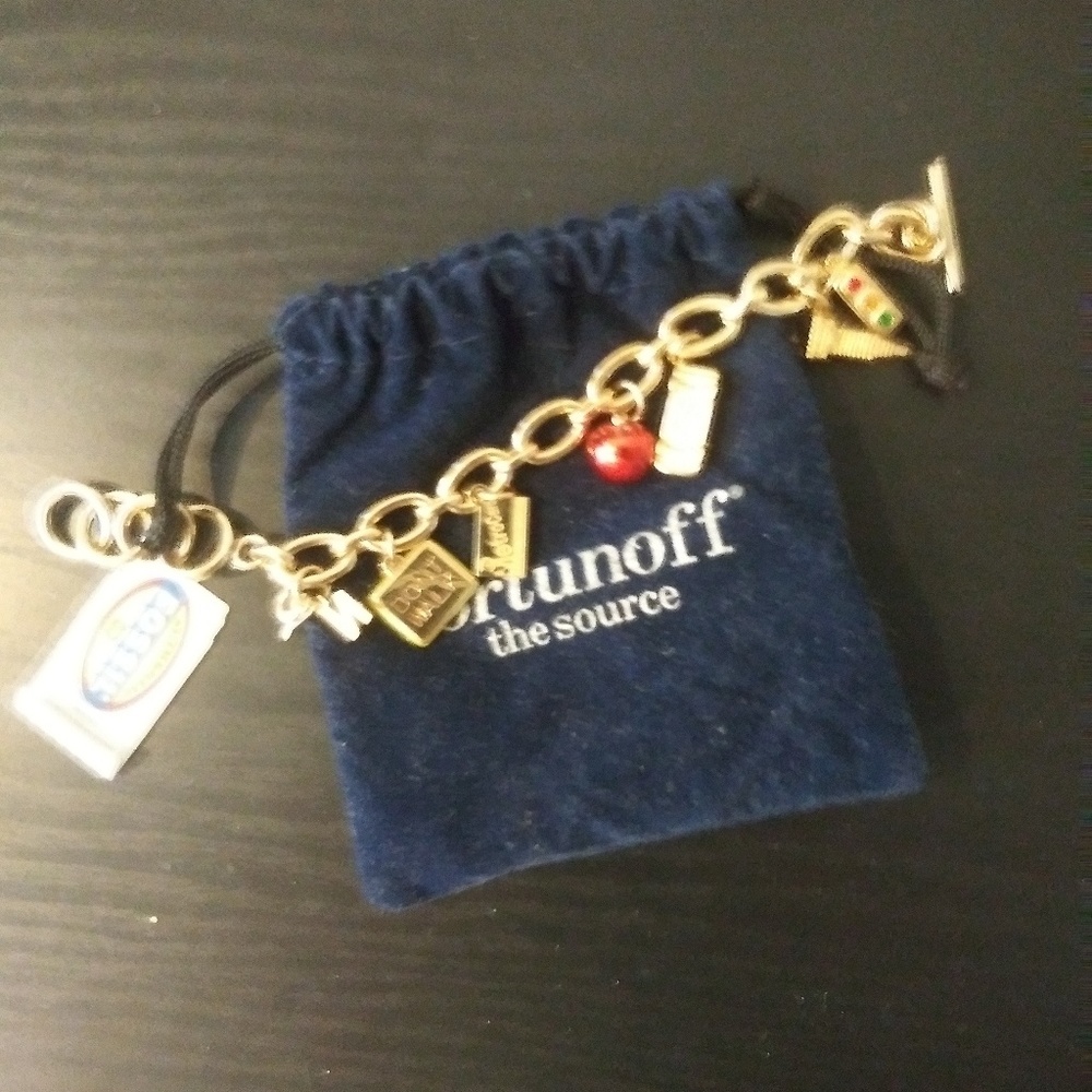 Charm bracelet